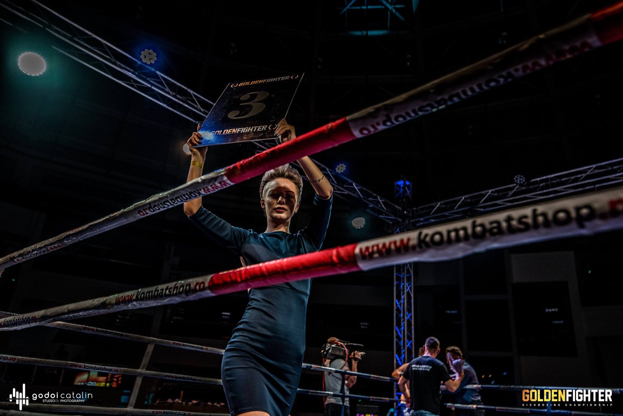 Meciuri spectaculoase la Golden Fighter Craiova. Centura intercontinentală WKU a fost câștigată de Adrian Mitu FOTO&VIDEO