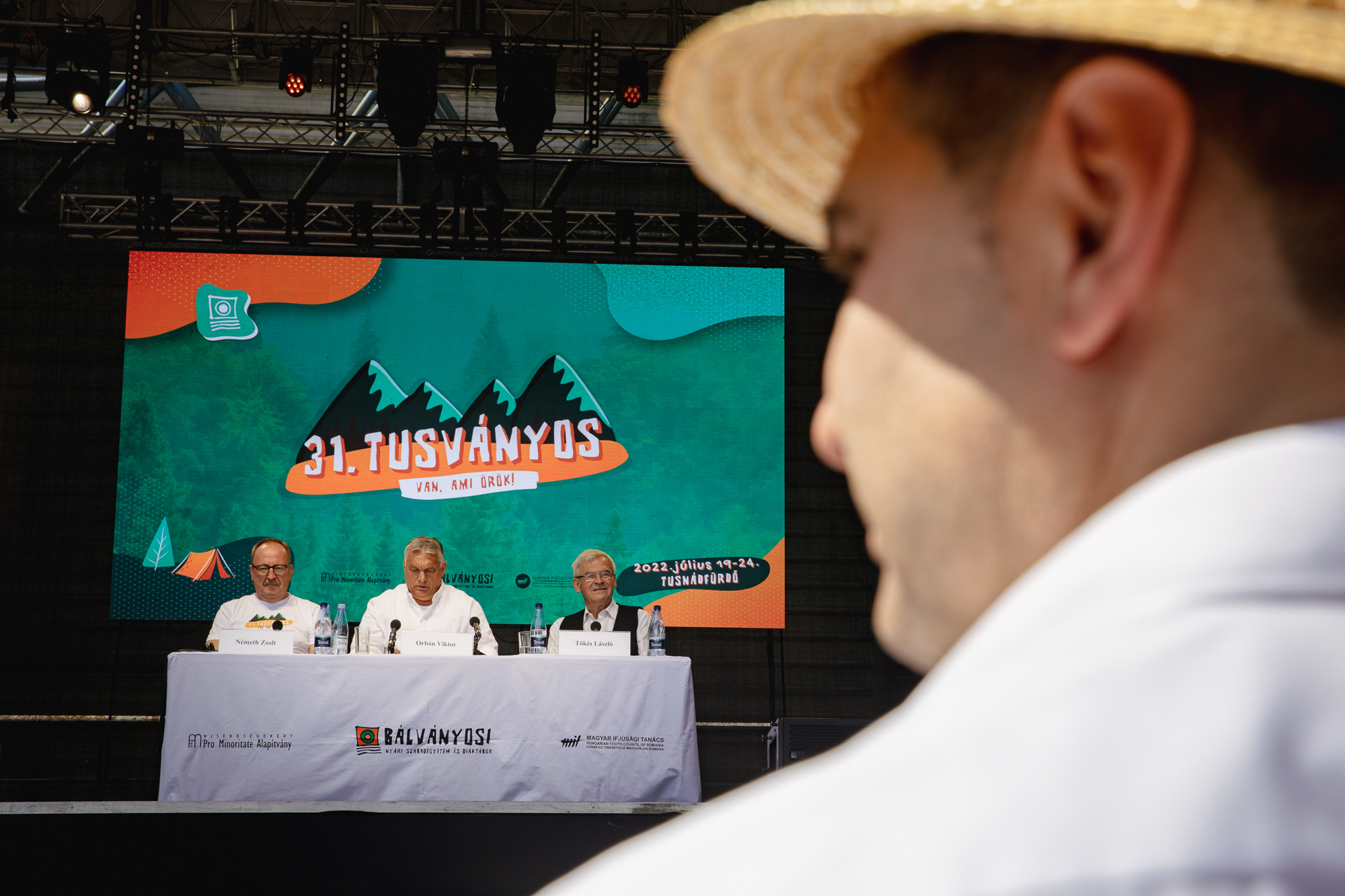 REPORTAJ. De la Tușnad la Dallas, de ce îl susțin oamenii pe Viktor Orban: „De la el ascultăm cele ce se întâmplă în Ungaria, în Europa și în lume”