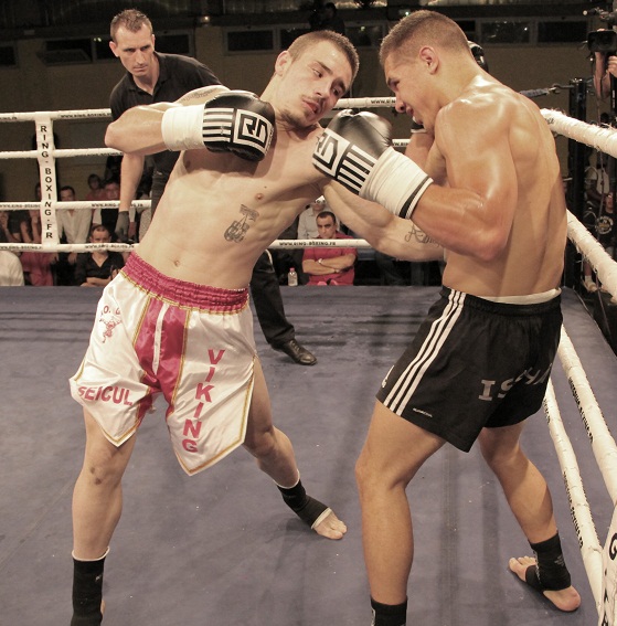 FOTO & VIDEO / Amansio Paraschiv l-a invins pe Julien Souve în Franţa