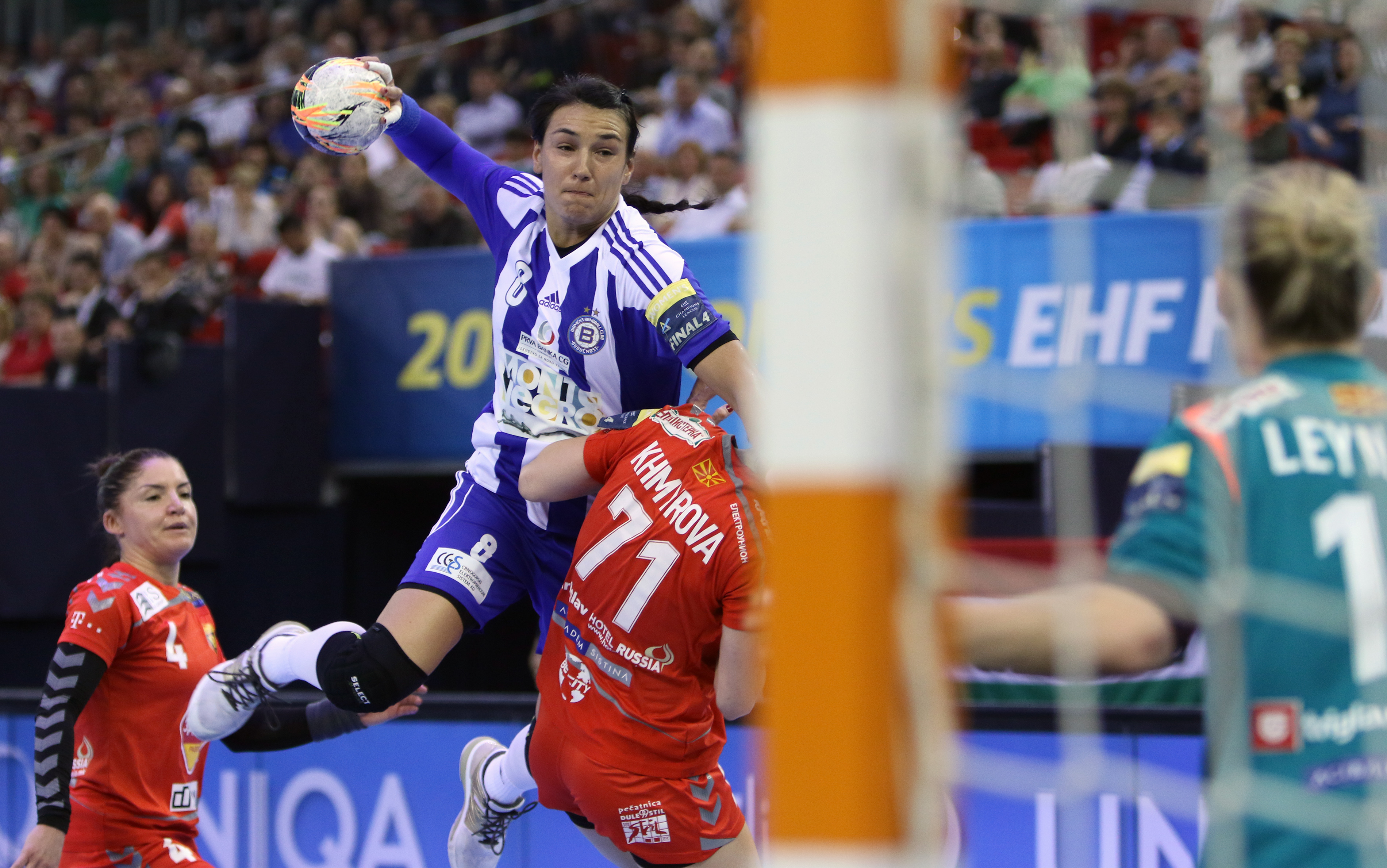 Fetele de la Vardar s-au dezbrăcat de bucurie că au bătut-o pe Cristina Neagu | FOTO