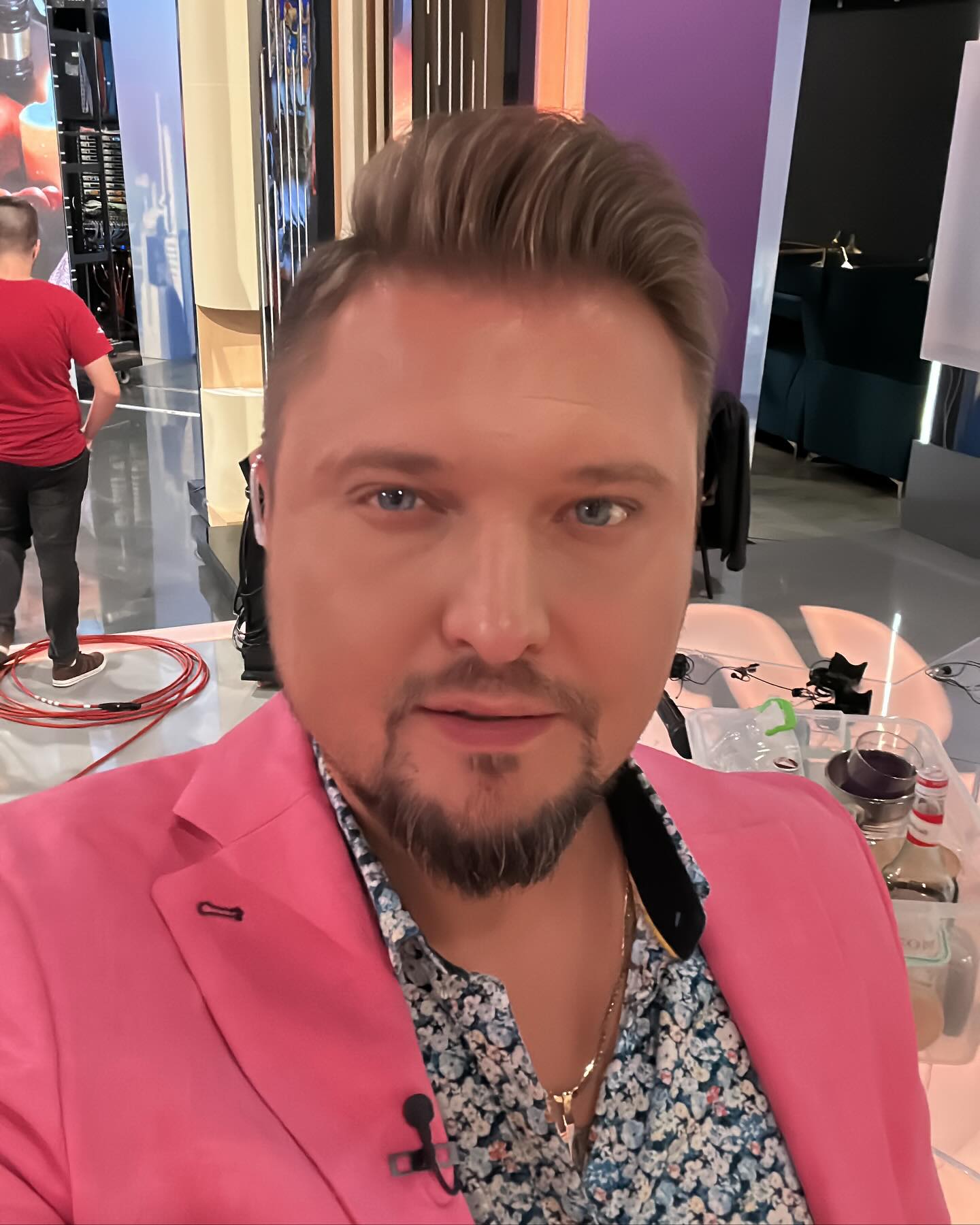 Ce se întâmplă cu „Acces Direct” după ce Mirela Vaida a plecat de la emisiune. Vedeta va prezenta „În direct cu România”