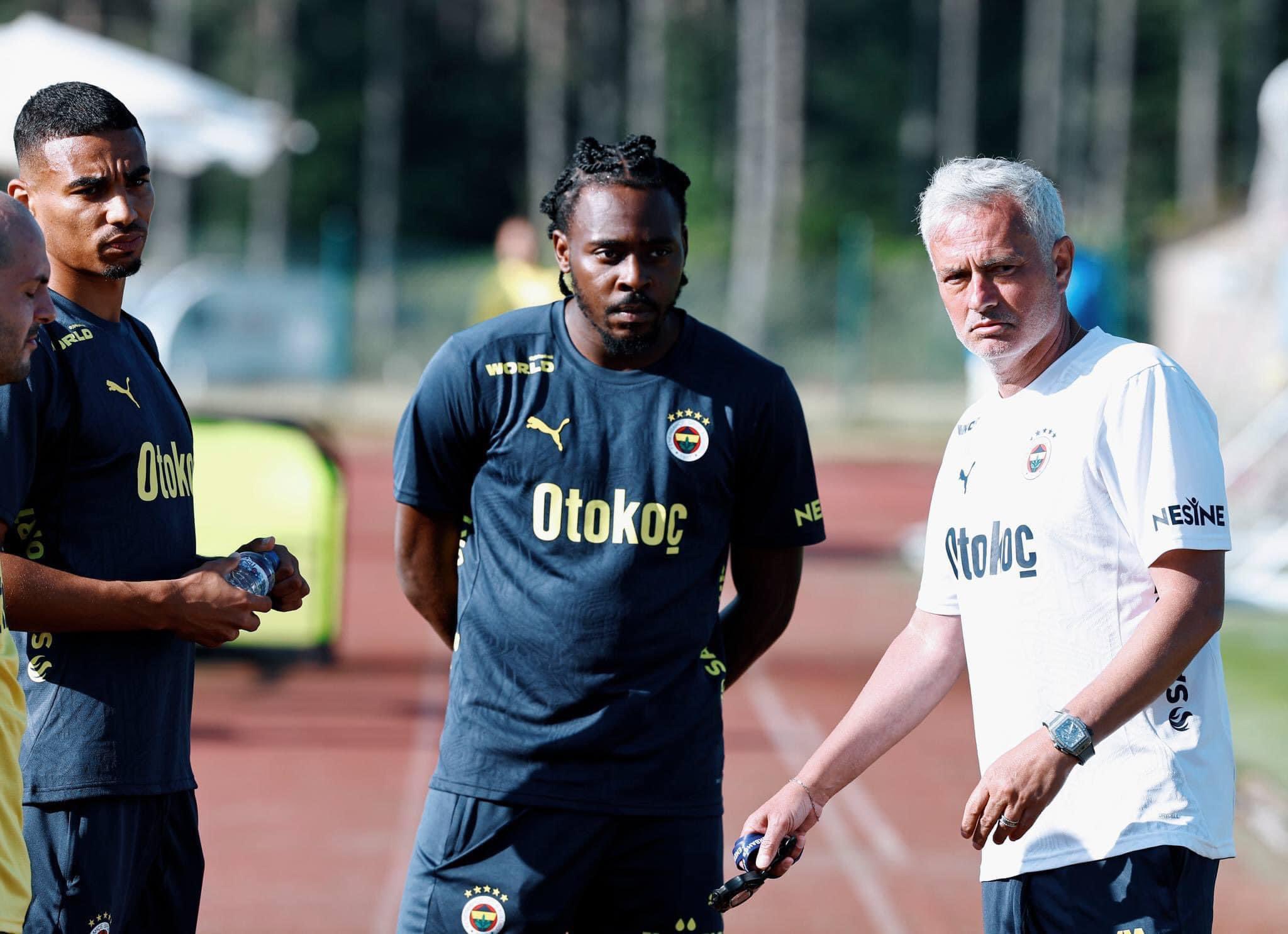 Jose Mourinho's bromance with Alexander Djiku in training warms Ghanaian hearts