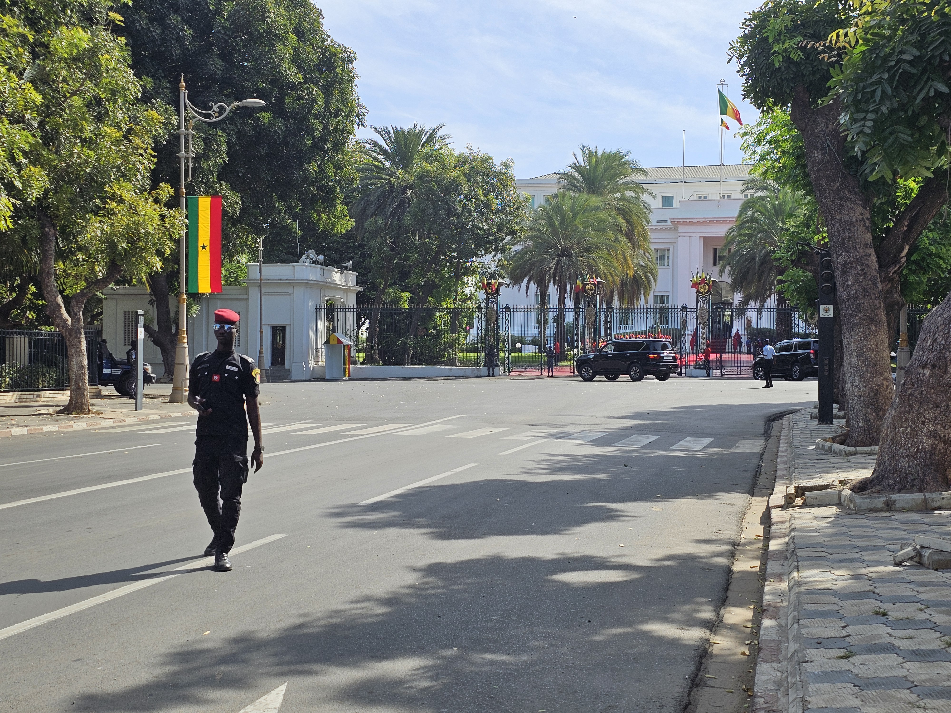 CORESPONDENȚĂ DIN SENEGAL. Ultima întâlnire a lui Klaus Iohannis cu un şef de stat în turneul african. Cine este Macky Sall, preşedintele care-i trimite la închisoare pe opozanți. Incidente cu trimisul Libertatea în Dakar