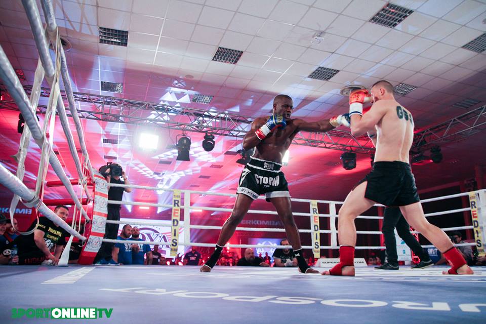 SUPERKOMBAT: Cesar Almeida este noul campion mondial la categoria semigrea! REZULTATE, GALERIE FOTO&VIDEO