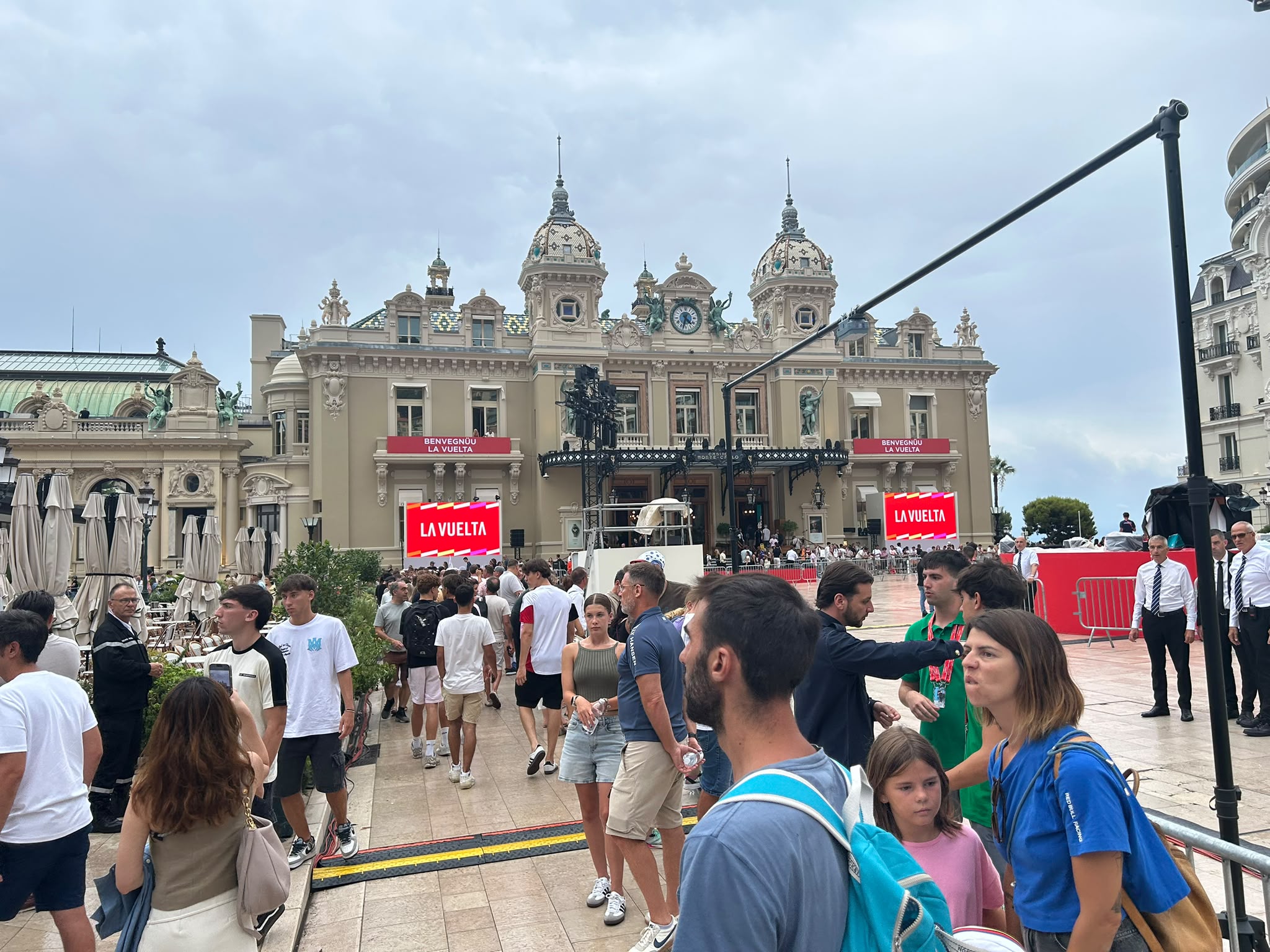 Cât a plătit Monaco să aducă La Vuelta lângă Cazinou, Hotel de Paris și palatul princiar