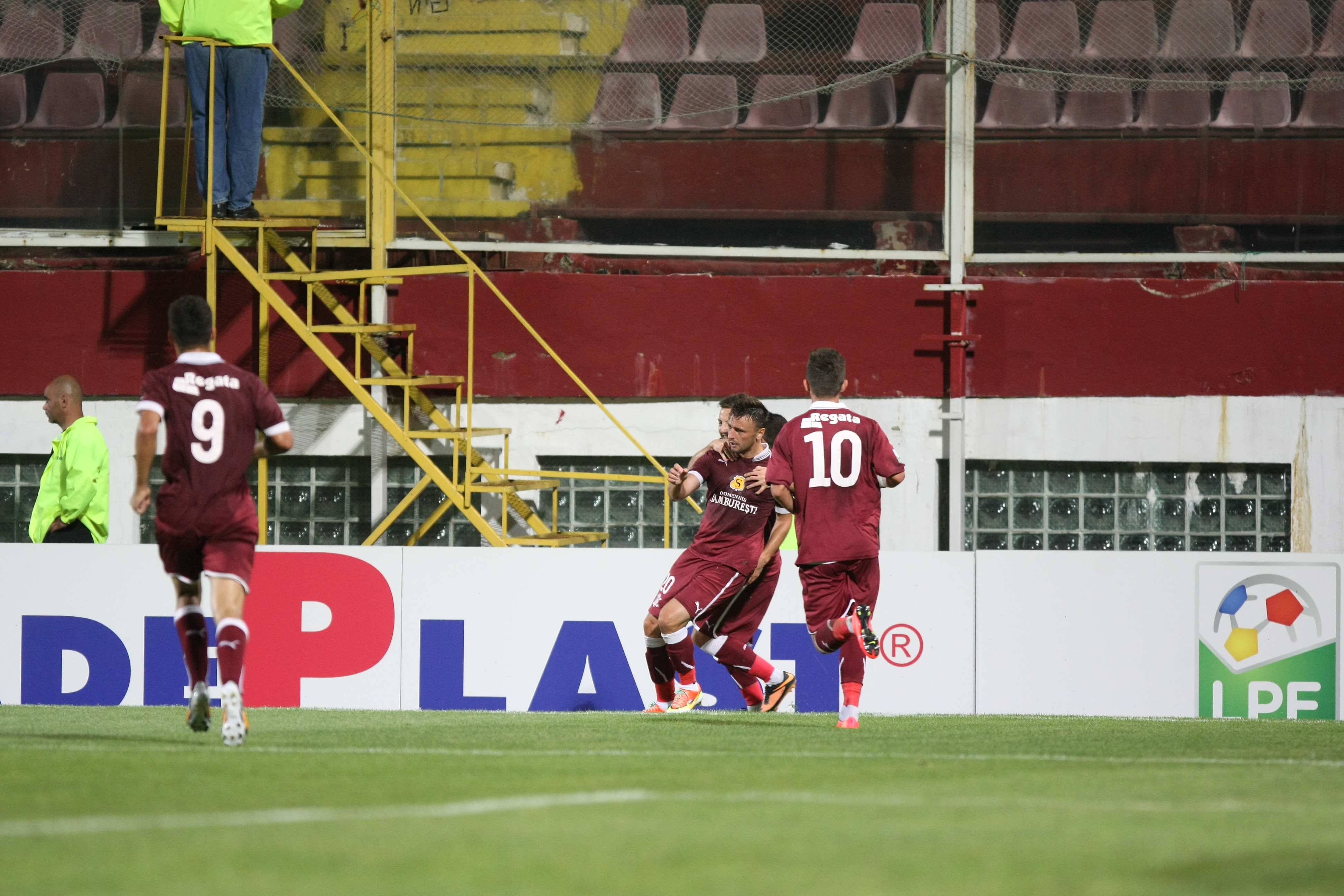 FOTO&VIDEO / Rapid - Steaua 1-2. "Renegatul" Keşeru îşi merită salariul