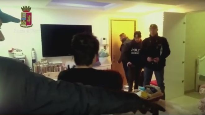 VIDEO | "Capul mafiei chineze" a fost arestat în Italia, alături de alte 32 de persoane