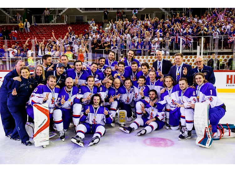 Marea Britanie și Italia au promovat în Grupa Mondială a Campionatului Mondial de hochei pe gheață. Calificare dramatică. Britanicii revin în elită după 24 de ani | FOTO&VIDEO