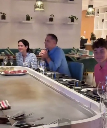Imagini rare cu soția lui Dan Negru. Cum au apărut cei doi în vacanța din Mauritius: „Știu ce e luxul”