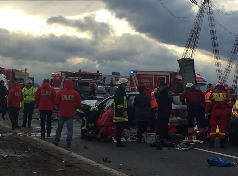 FOTO&VIDEO/ Patru oameni, morți într-un grav accident în Hărman, județul Brașov. Un copil, printre victime