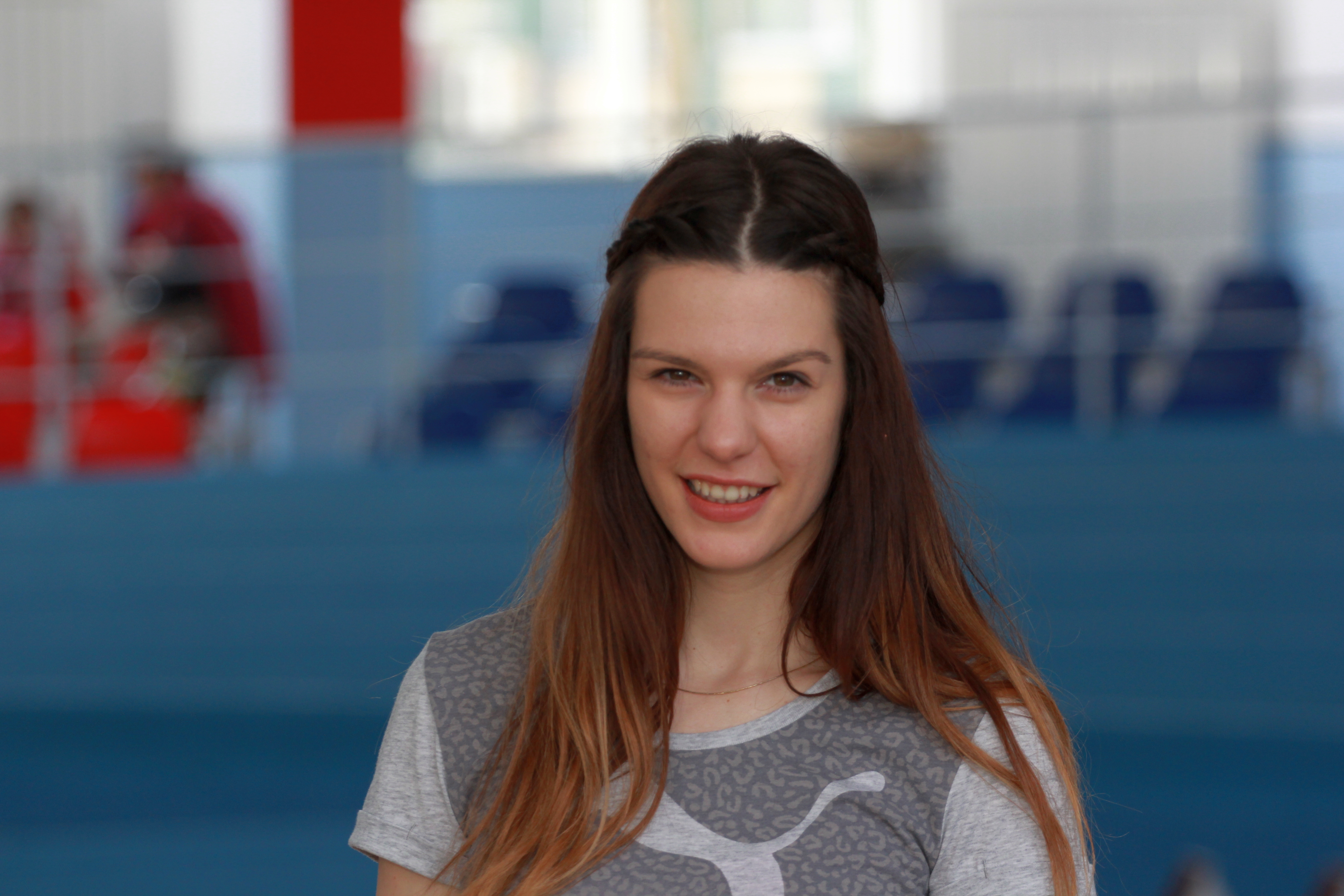 Alina, atleta care îţi alină privirea. Ea e cea mai frumoasă stelistă / GALERIE FOTO&VIDEO