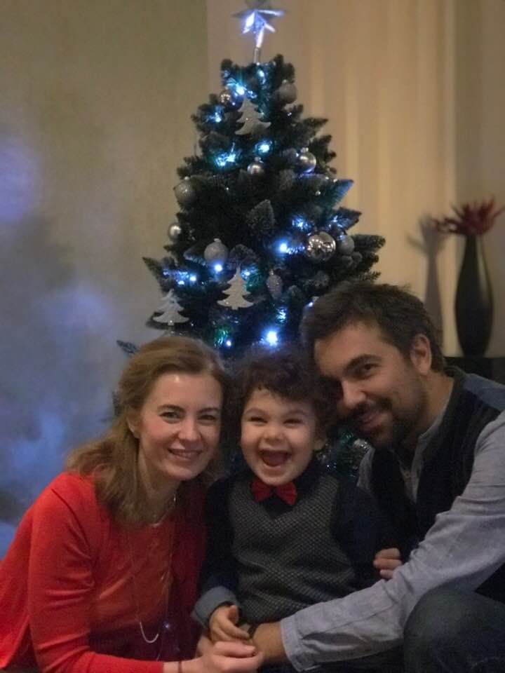 Ce familie frumoasă are Augusta Lazarov. Imagini superbe din vacanța fostei prezentatoare TV | FOTO