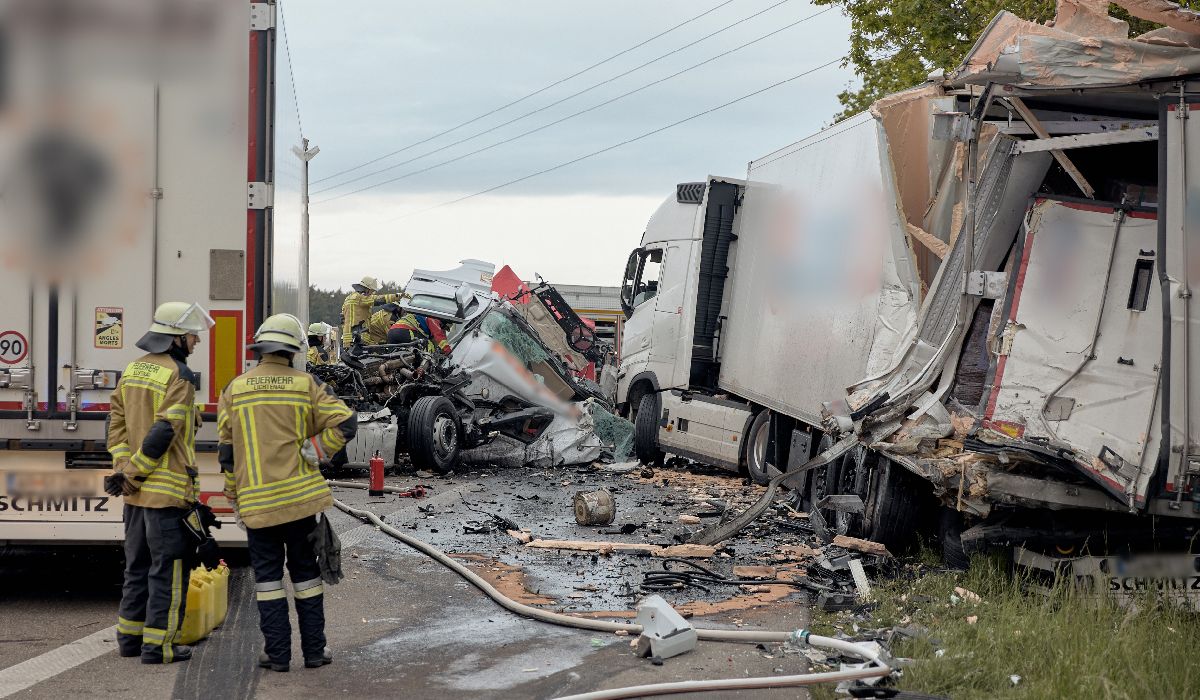 Un șofer român de TIR a murit pe loc, strivit în cabina făcută bucăți pe o autostradă din Germania: „A intrat fără frâne”