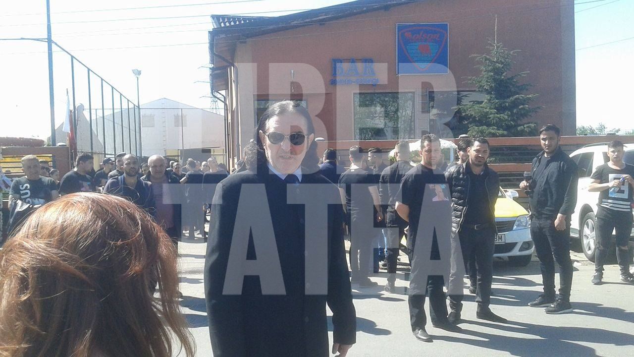 EXCLUSIV. Șef de Rutieră, la muncă în weekend pentru un ultim drum liniștit al lui Fane Spoitoru