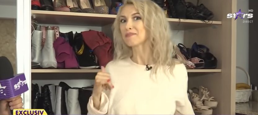 Cum arată dressing-ul Andreei Bălan. "Nu sunt foarte scumpi, pentru că eu sunt o zgârcită" | FOTO