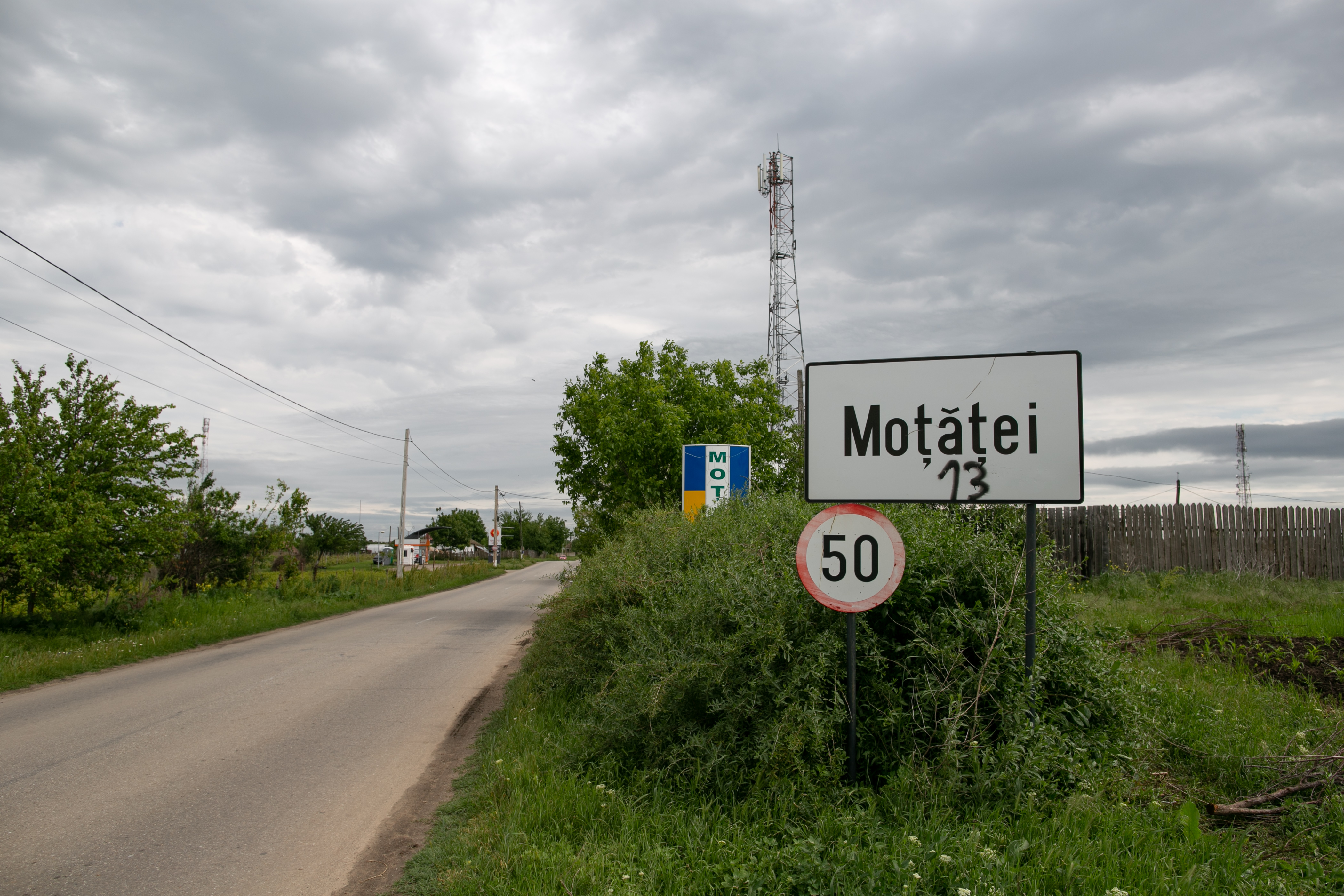 Libertatea a intrat în casa din Moțăței a lui Ștefan Iovan, primul român care a ridicat Cupa Campionilor Europeni. Aici s-a născut legenda! Tanti Lucreția, sora lui Fane: „Cine avea casă mai lângă cazanul cu țuică, făcea avere”