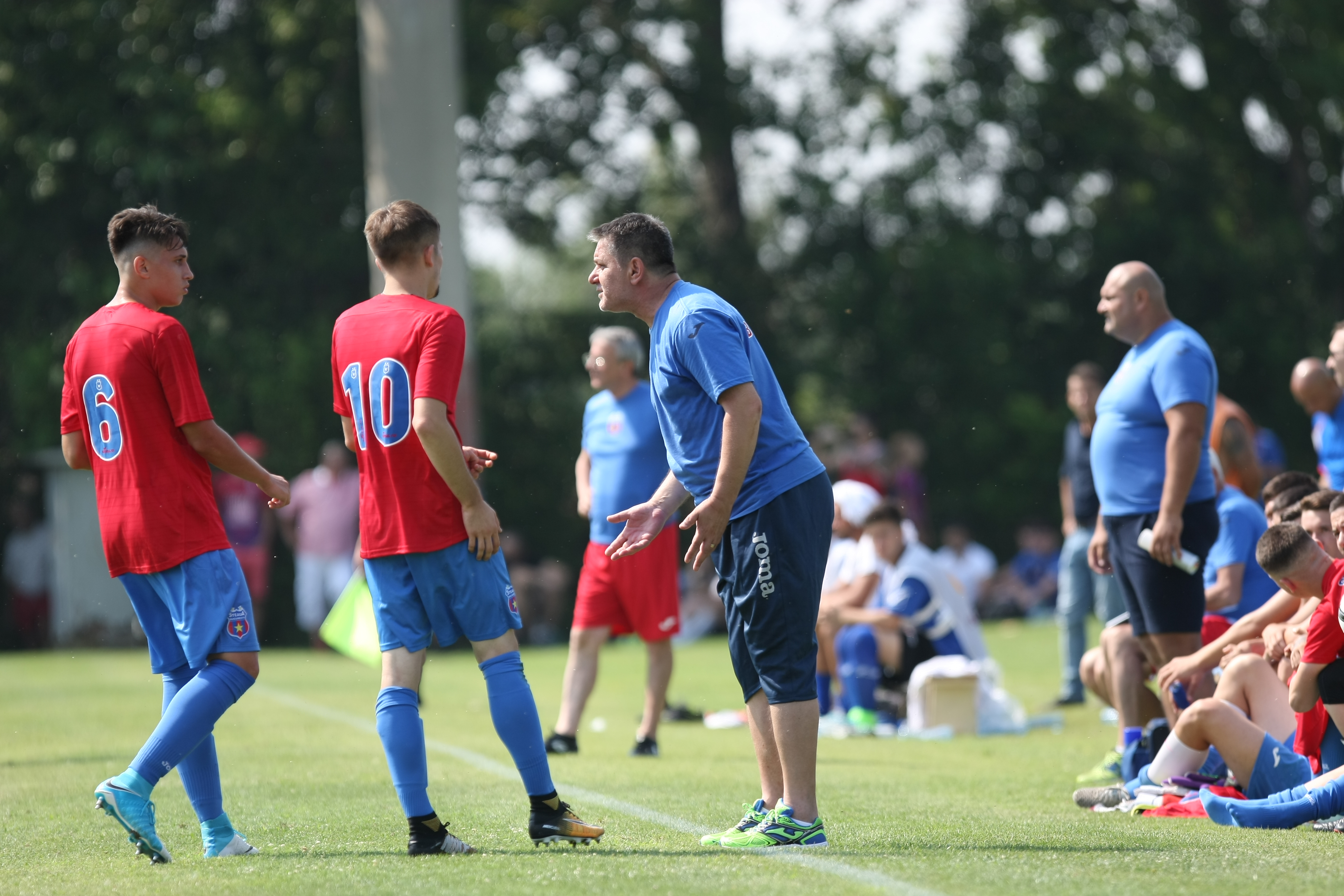 CSA Steaua - Comprest 3-0, în primul amical al echipei Armatei. La meci au fost circa 2.000 de fani | GALERIE FOTO&VIDEO