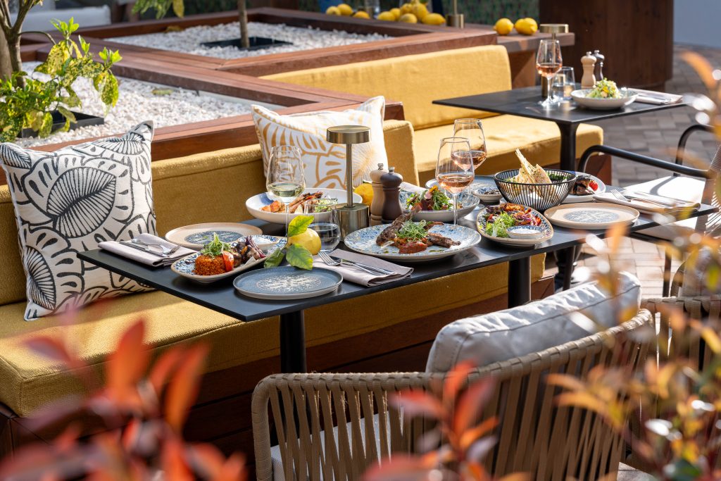 J.W. Marriott investește 1,4 milioane de euro în noul restaurant OLEA și aduce, în premieră, la București conceptul de Middleterranean Cuisine