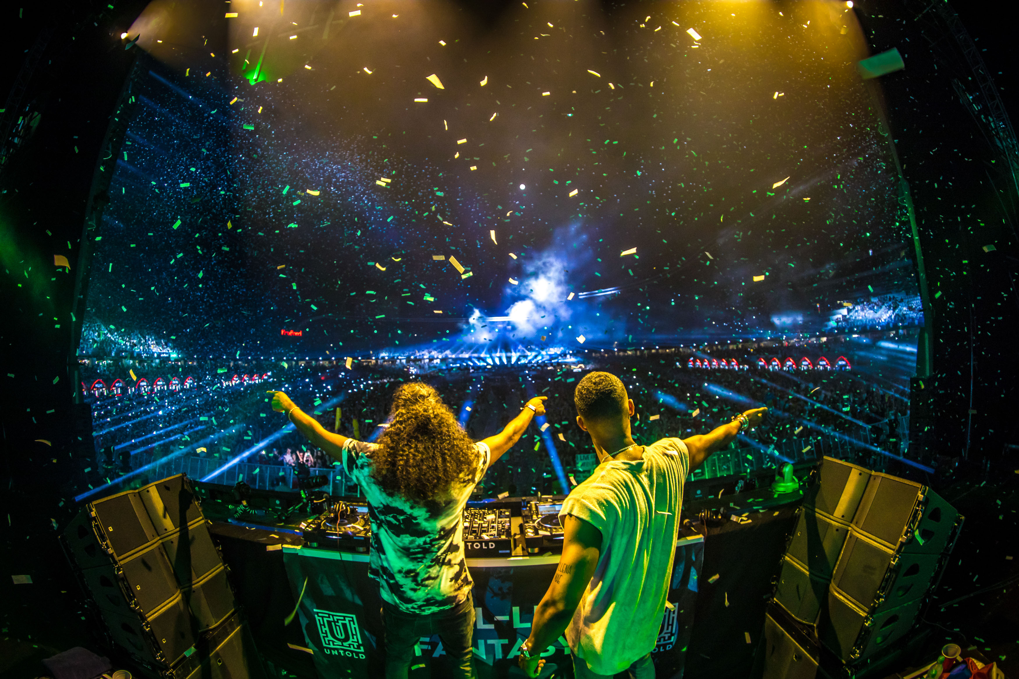 A treia zi la Untold 2017. Armin van Buuren a mixat până când a rămas fără curent