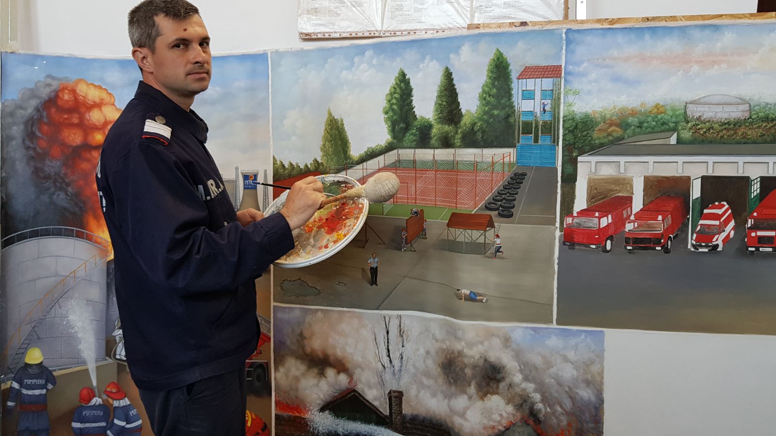 REPORTAJ/Pompierul care stinge incendii și salvează vieți este, în timpul liber, pictor de icoane. ”Nimic nu m-ar putea determina să renunț la pictură”