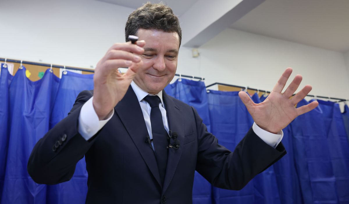 Trei candidați de pe locul 2 în primul tur au câștigat alegerile în turul al doilea, în România, în ultimii 35 de ani