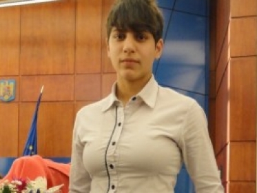 POVESTEA ANULUI în sportul românesc. Din cerșetoare în Bistrița, Monica Csengeri a ajuns să ia aurul european la haltere! Încă două bronzuri în Norvegia
