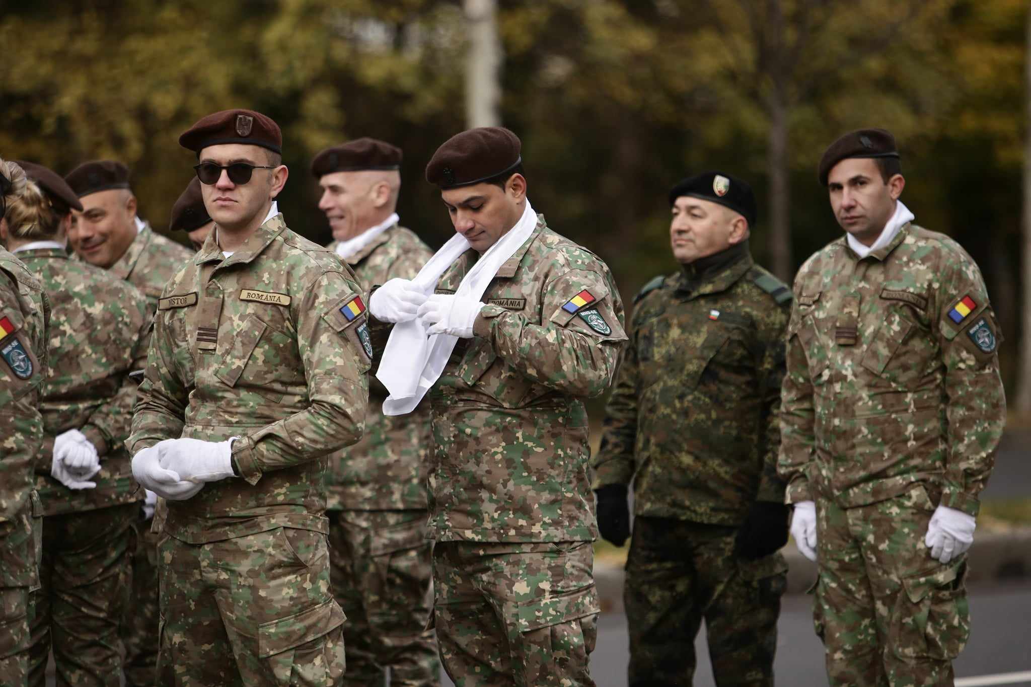 Restricțiile de circulație au aglomerat centrul Bucureștiului, din cauza repetiţiilor pentru parada militară de Ziua Națională