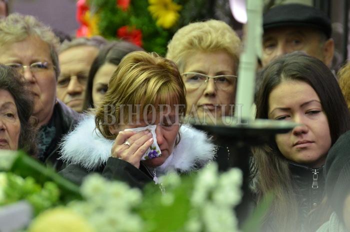 DOLIU. Neşu senior a fost înmormântat: "A avut un moment de cădere"