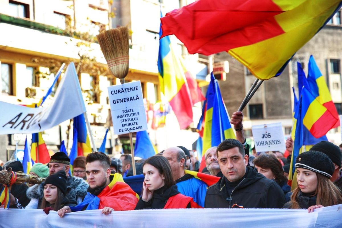 Mesajul lui Tudor Chirilă, după protestele de duminică: „Suntem ușor de manipulat când UITĂM”