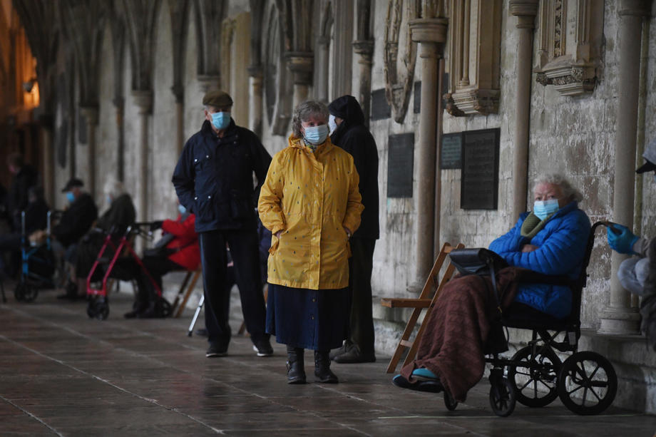 Imunizare pe acorduri de muzică clasică: O catedrală din Marea Britanie, transformată într-un centru de vaccinare anti-COVID