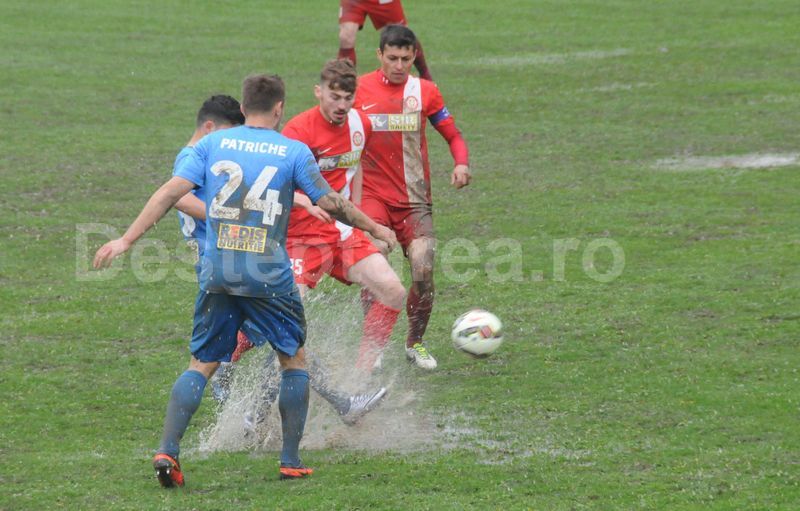 Liga 2, play-off. Rezultat cu iz de pariuri în Seria I: 0-2 pauză, 2-2 final. Programul complet