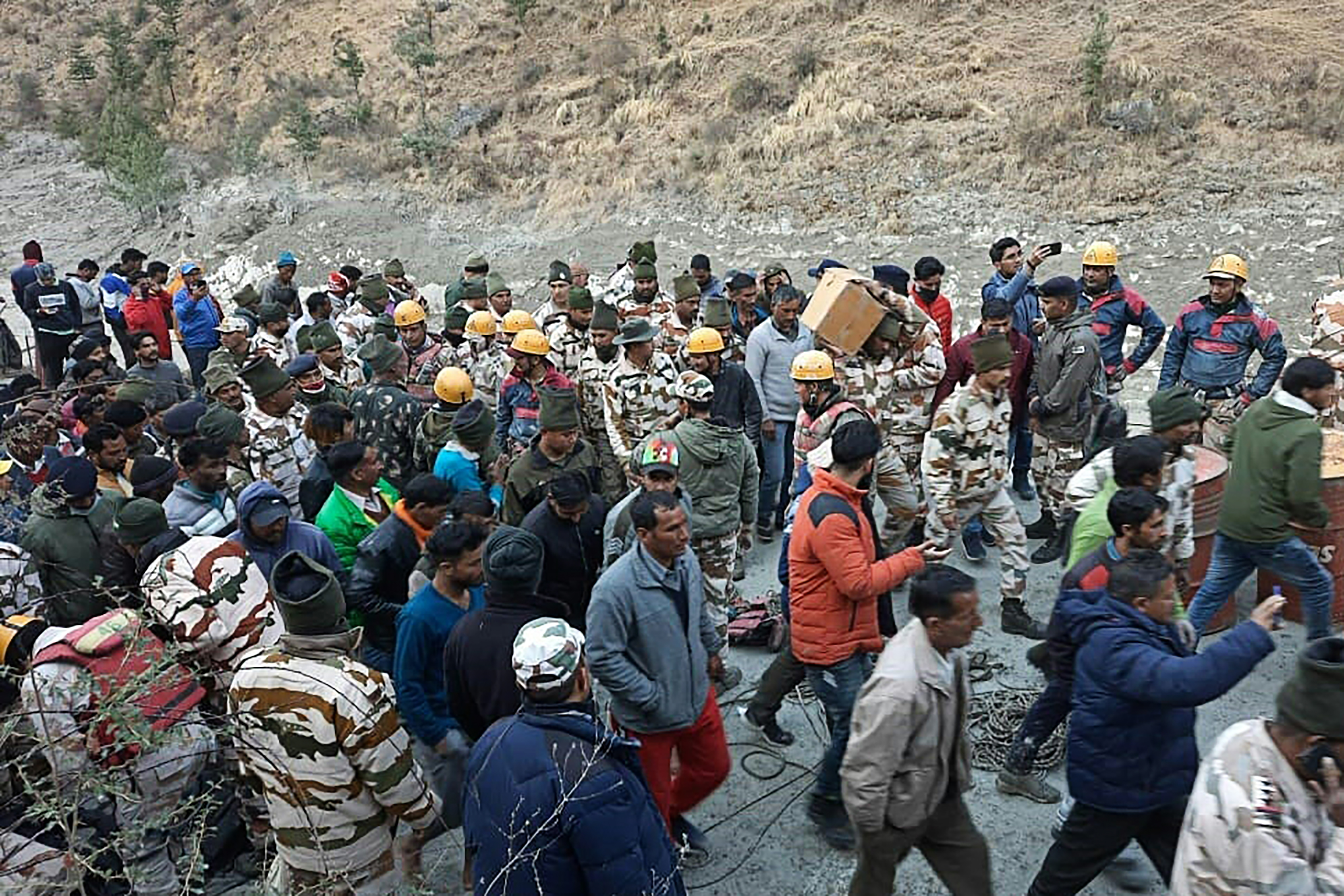 VIDEO | Catastrofă în India. 10 morți și 170 de dispăruți, după ce un ghețar din Himalaya s-a prăbușit peste un baraj