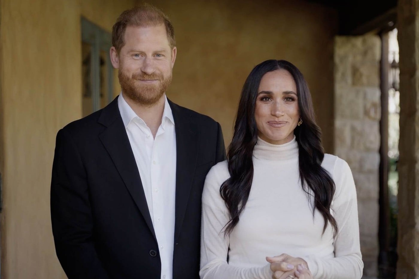 Imagini adorabile cu copiii lui Meghan Markle și ai prințului Harry. Micuța Lilibet a moștenit culoarea părului tatălui ei