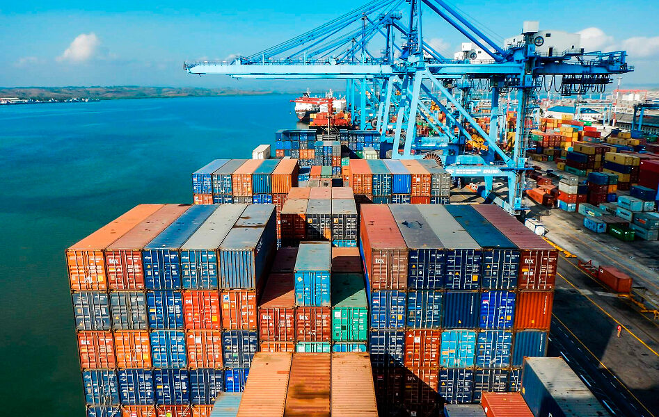Top 10 African countries leading in intra-African trade (by Value)