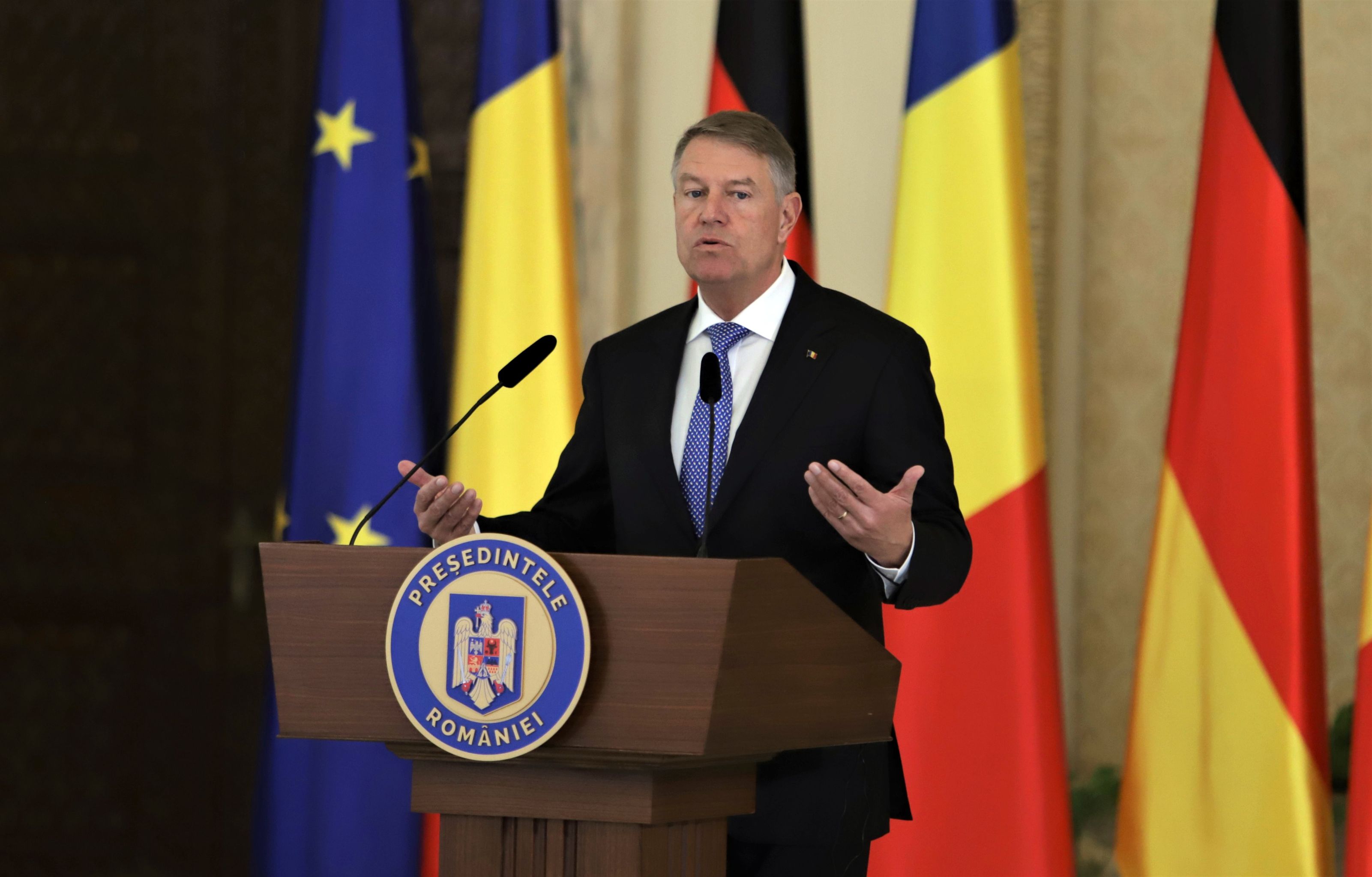 Klaus Iohannis se declară încrezător că rotativa guvernamentală va avea loc: „Nu cred că există o alternativă viabilă la coaliție”
