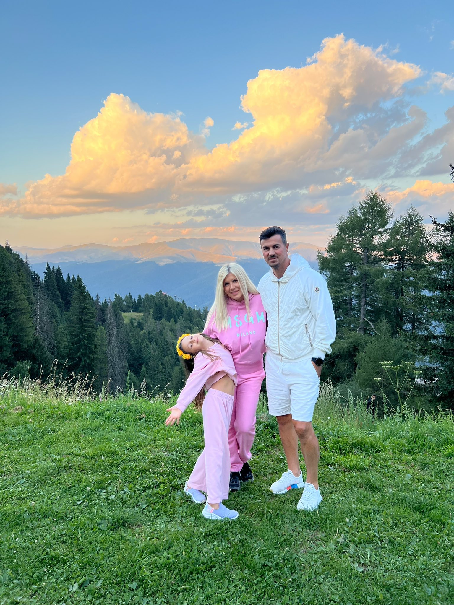Elena Udrea a împlinit 52 de ani a doua zi de Crăciun. Mesajul uimitor transmis de fostul politician. „Viața mea este rezultatul alegerilor mele”