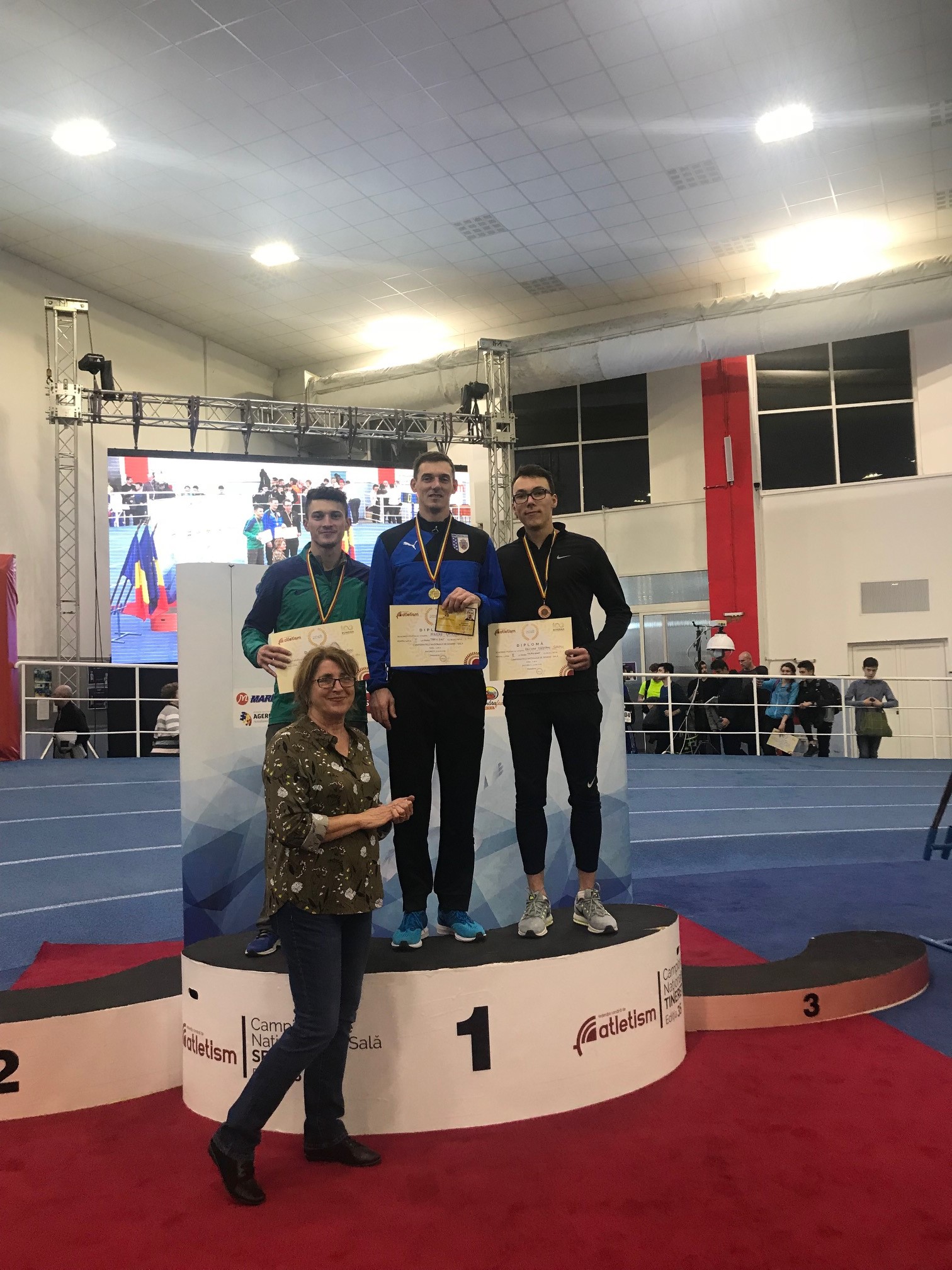 ”Struțul” Marian Oprea, campion național la triplusalt la 35 ani