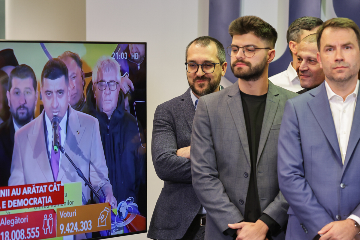 Elena Lasconi a vorbit despre frică în seara vorbelor mari și procentelor mici. Candidata USR, către jurnaliști: „Suntem într-un scenariu îngrozitor!”