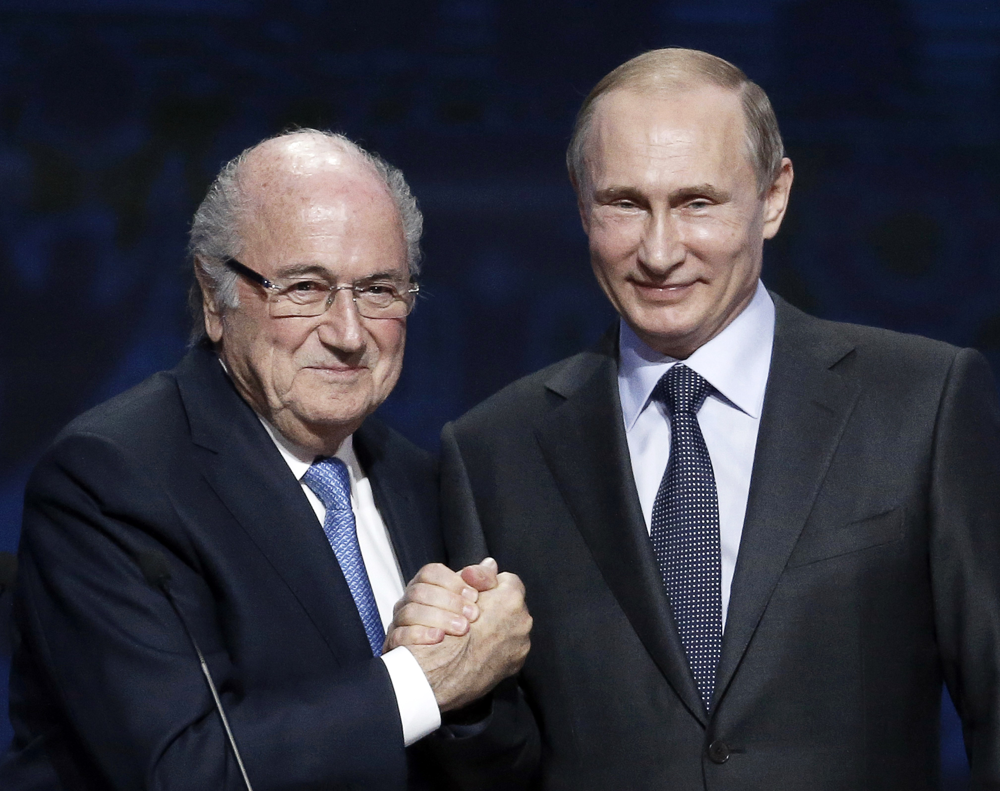 Nici prea-prea, nici foarte-foarte! Danemarca, Polonia, Muntenegru, Armenia, Kazahstan! ^Am scăpat de GREI, precum Italia sau Franța, dar e grupă strânsă pentru tricolori în preliminariile CM 2018. Opinii: ”E grupă bună, accesibilă!” vs ”ba nu, e grupă grea!”. Toate grupele