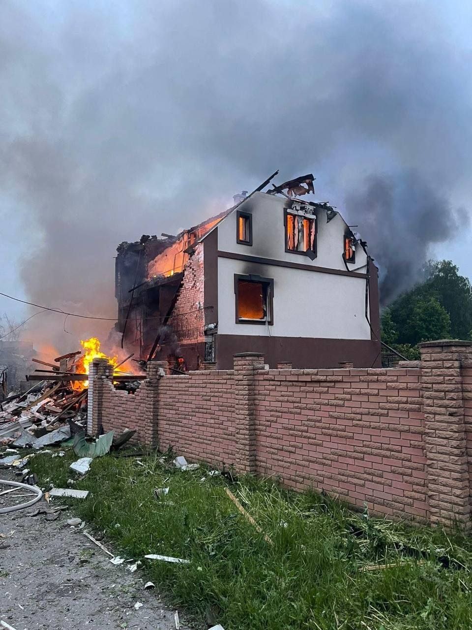 Atac masiv combinat asupra Ucrainei, Rusia a lovit de pe mare și din aer: 12 morți și zeci de răniți