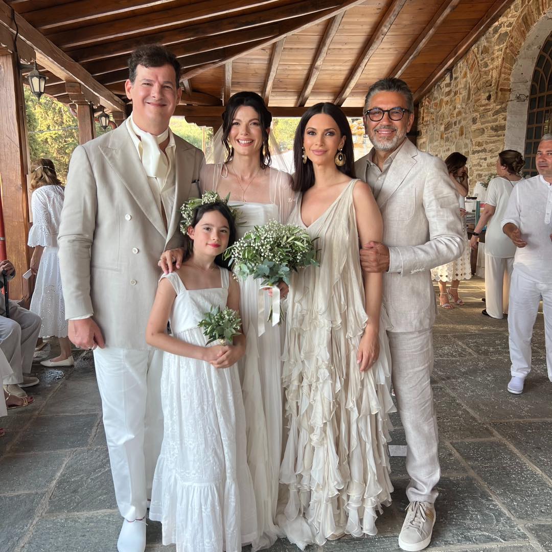Imagini de la nunta din Grecia a Ancăi Lungu cu Harry Arampatzis. Andreea Berecleanu le-a fost nașă