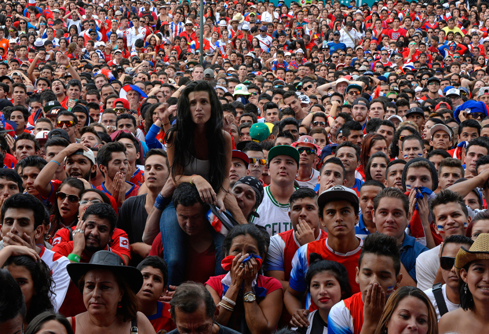 GALERIE FOTO&VIDEO / Toată populația din Costa Rica a ieșit pe străzi! 