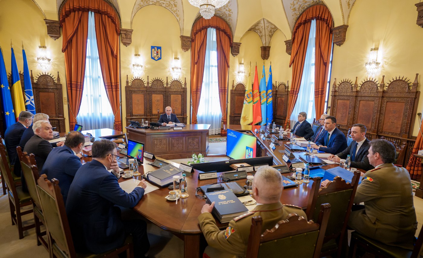 Prima ședință CSAT condusă de Ilie Bolojan. Deciziile vizează Ucraina, Republica Moldova și creșterea procentului din PIB pentru apărare