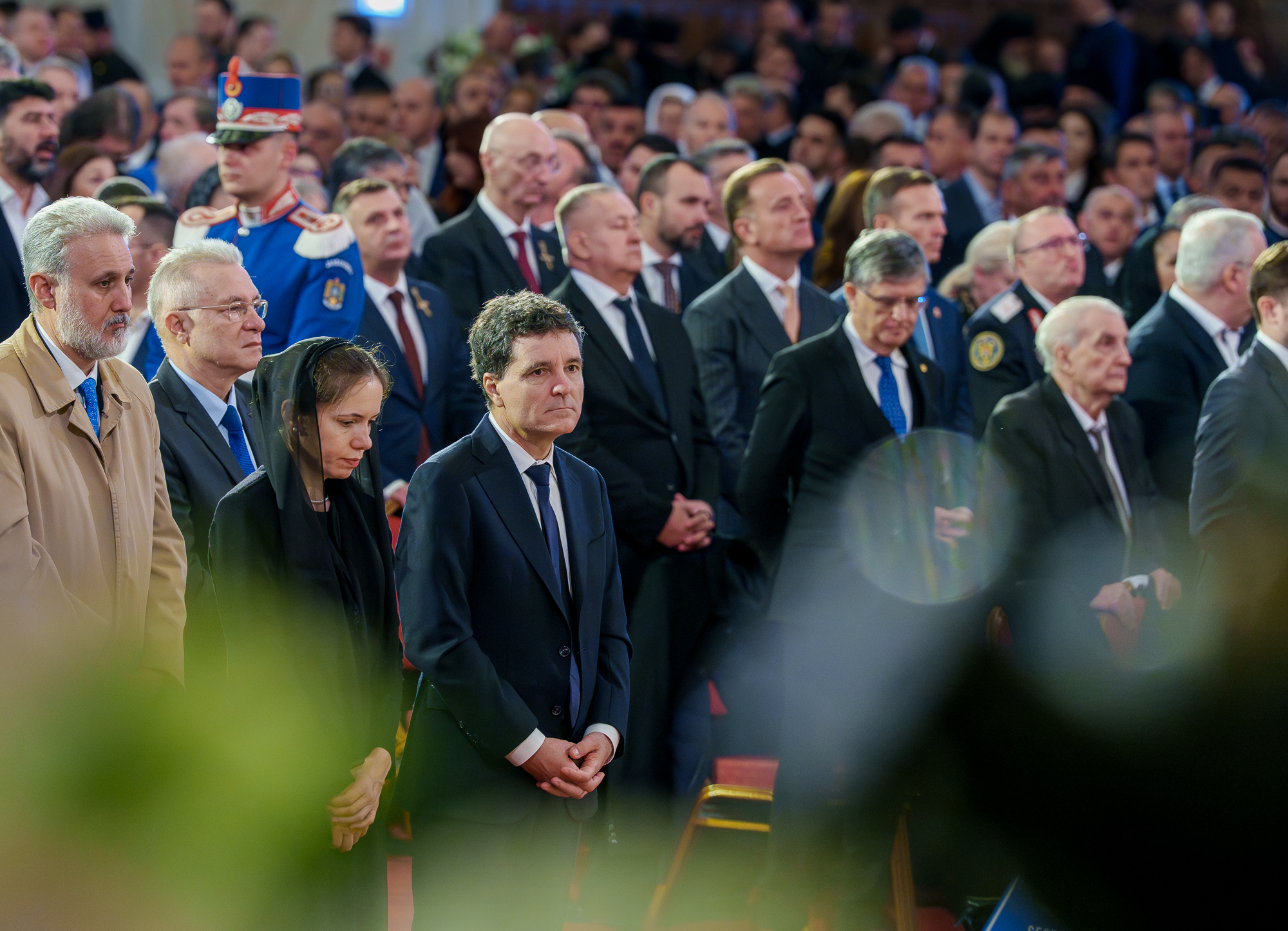Dana Budeanu a criticat ținuta aleasă de Mirabela Grădinaru, partenera lui Nicușor Dan, la sfințirea Catedralei Mântuirii Neamului: „Alo, protocolu’ Cotroceni?”