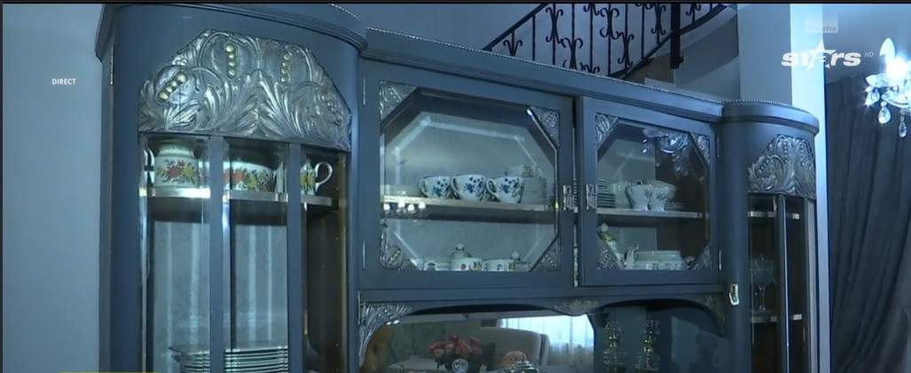 Imagini din casa în care locuiește Oana Roman. Obiectul care a atras atenția tuturor