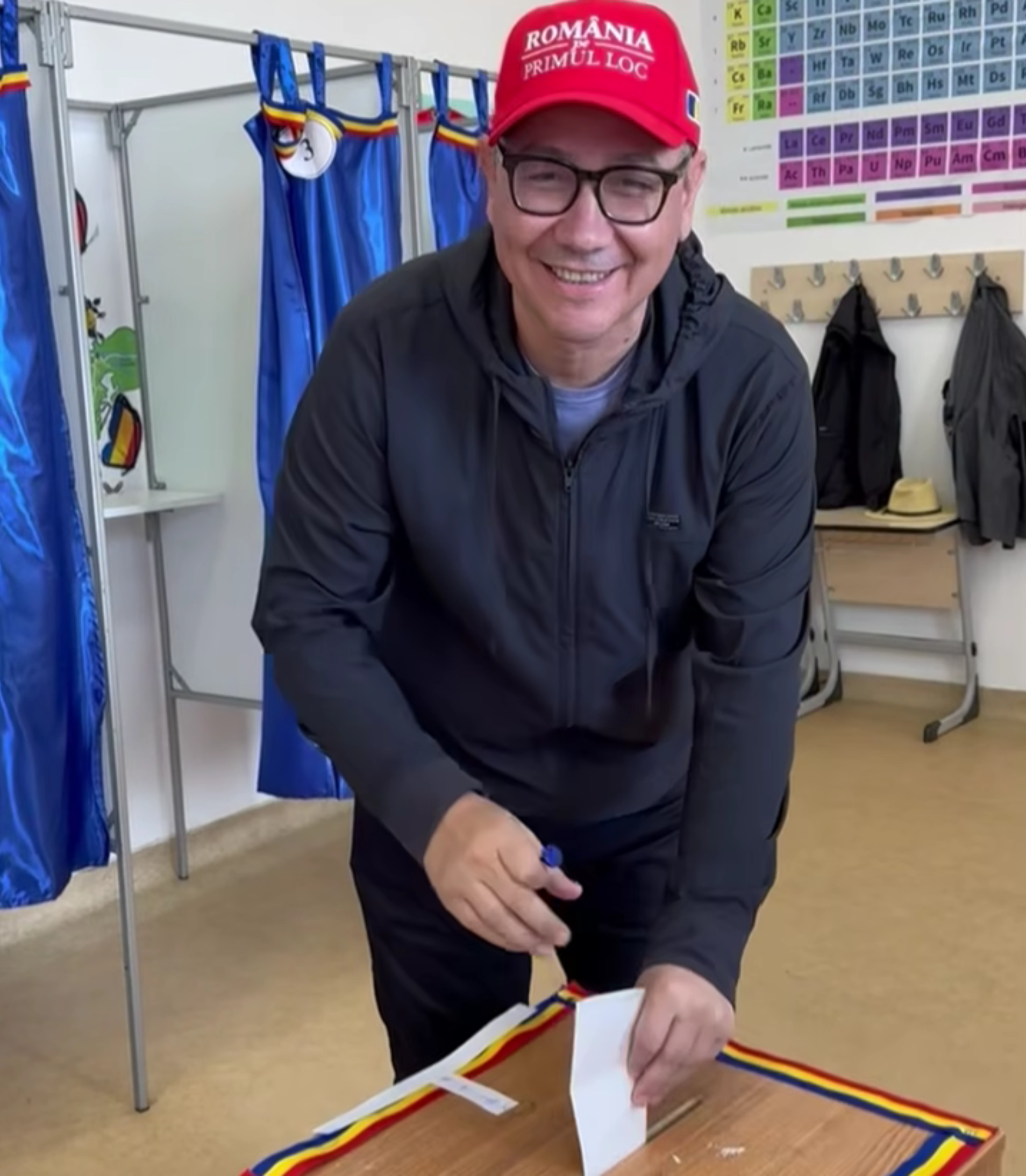 Imagini cu Victor Ponta și noua iubită. Cine este și cu ce se ocupă femeia cu care a înlocuit-o pe Daciana Sârbu