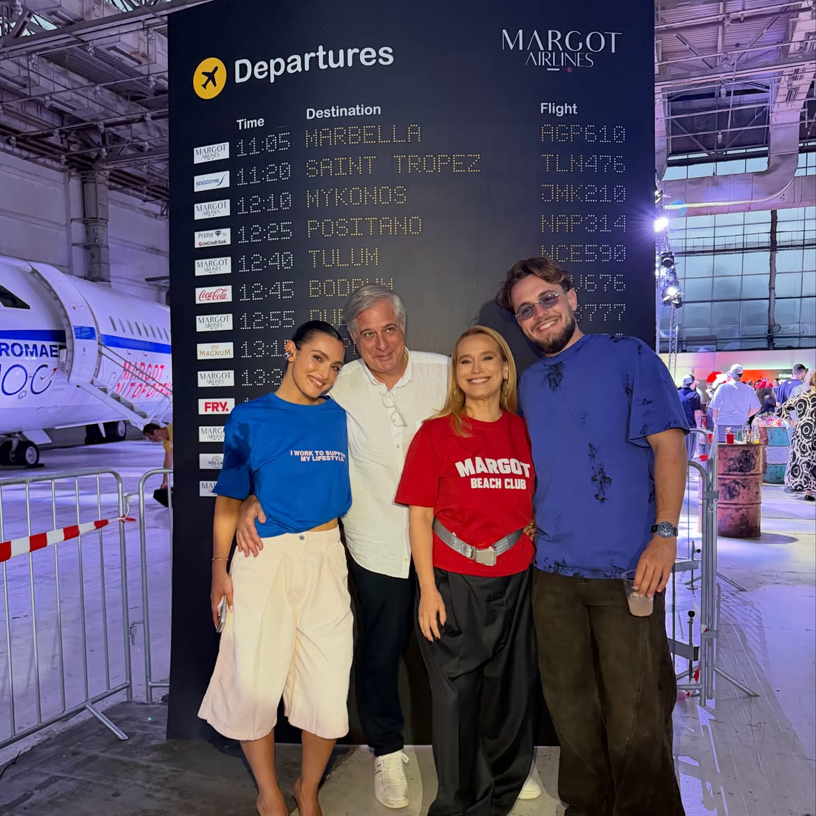 Vedetele din România care au colaborat cu AnimaWings, compania aeriană care a intrat în insolvență