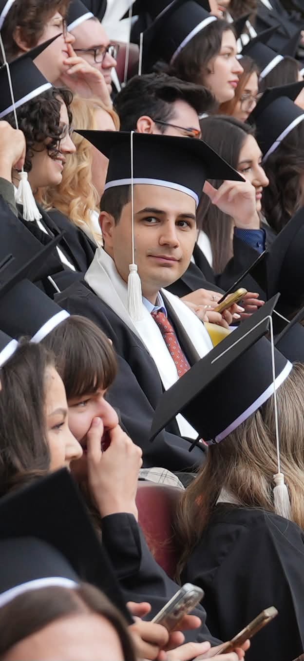 Ce carieră a ales fiul lui Lucian Mîndruță