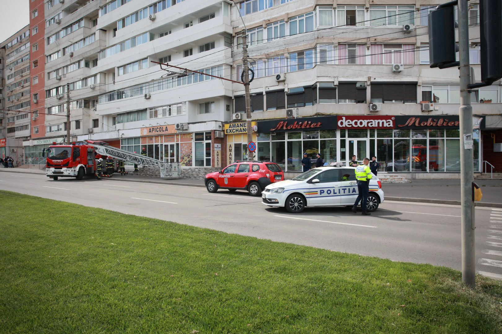Gălățenii spun că se tem mai mult de RO-Alert-urile de la Taxe și Impozite: „Cu dronele ne împrietenim. Sperăm să fie ca la fulgere, să nu lovească de două ori în același loc!”