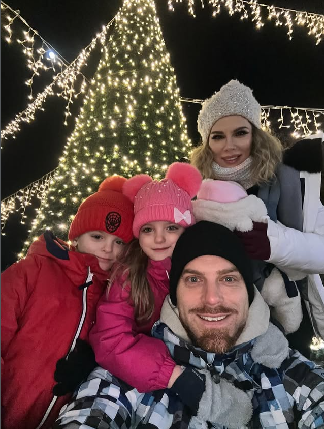 Alina Laufer și-a dus bebelușul de nici 4 luni la cota 2000, Sinaia! „A fost un frig de nu se poate, la restaurant nu era apă”